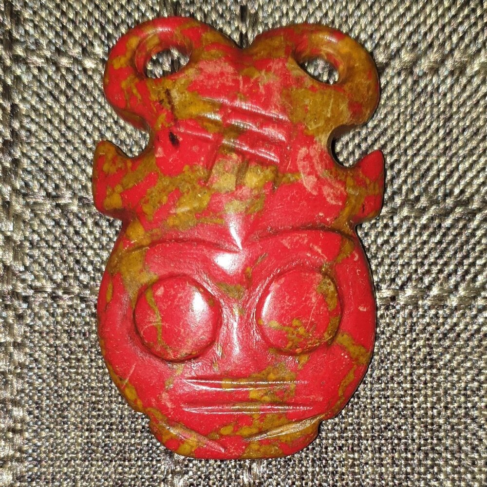 2.5’’ Hand Carved Old Chicken Bloodstone Sun God Face Lucky Amulet Pendant